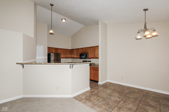 Building Photo - 2011 Lohr Dr