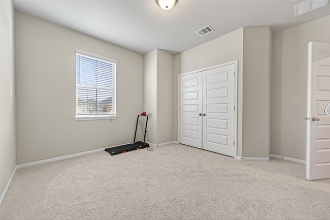 Building Photo - 32226 Cedar Crst Dr