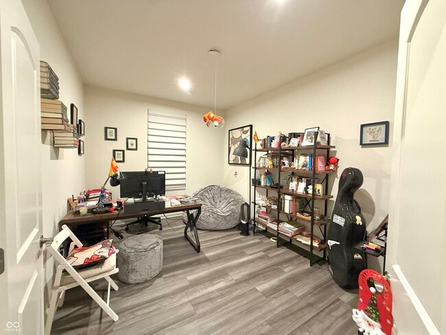 Building Photo - 5213 Dunhaven Rd