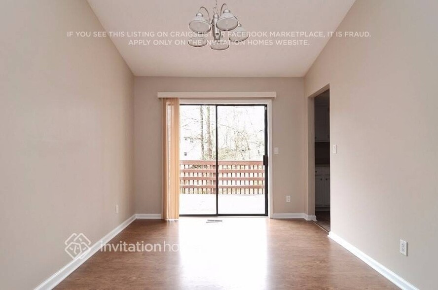 Building Photo - 4961 Ridgeside Ct