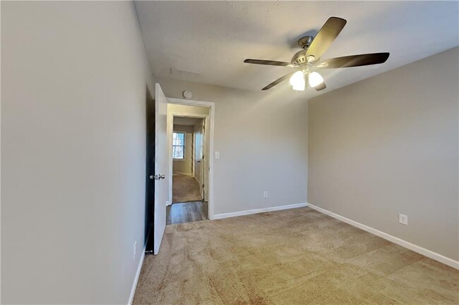 Building Photo - 524 Mephisto Cir