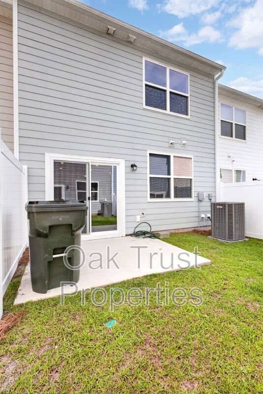 Building Photo - 502 Townsford Ln