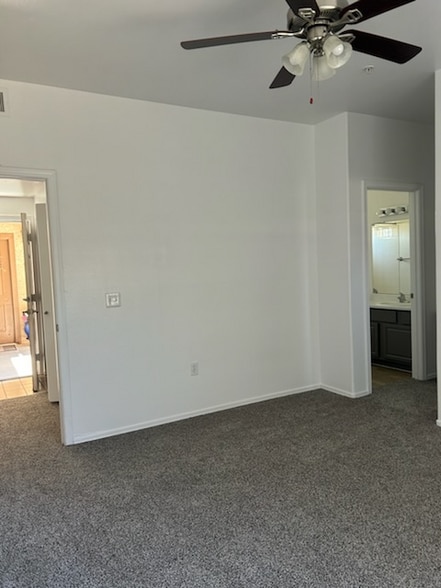 Building Photo - 13700 N Fountain Hills Blvd