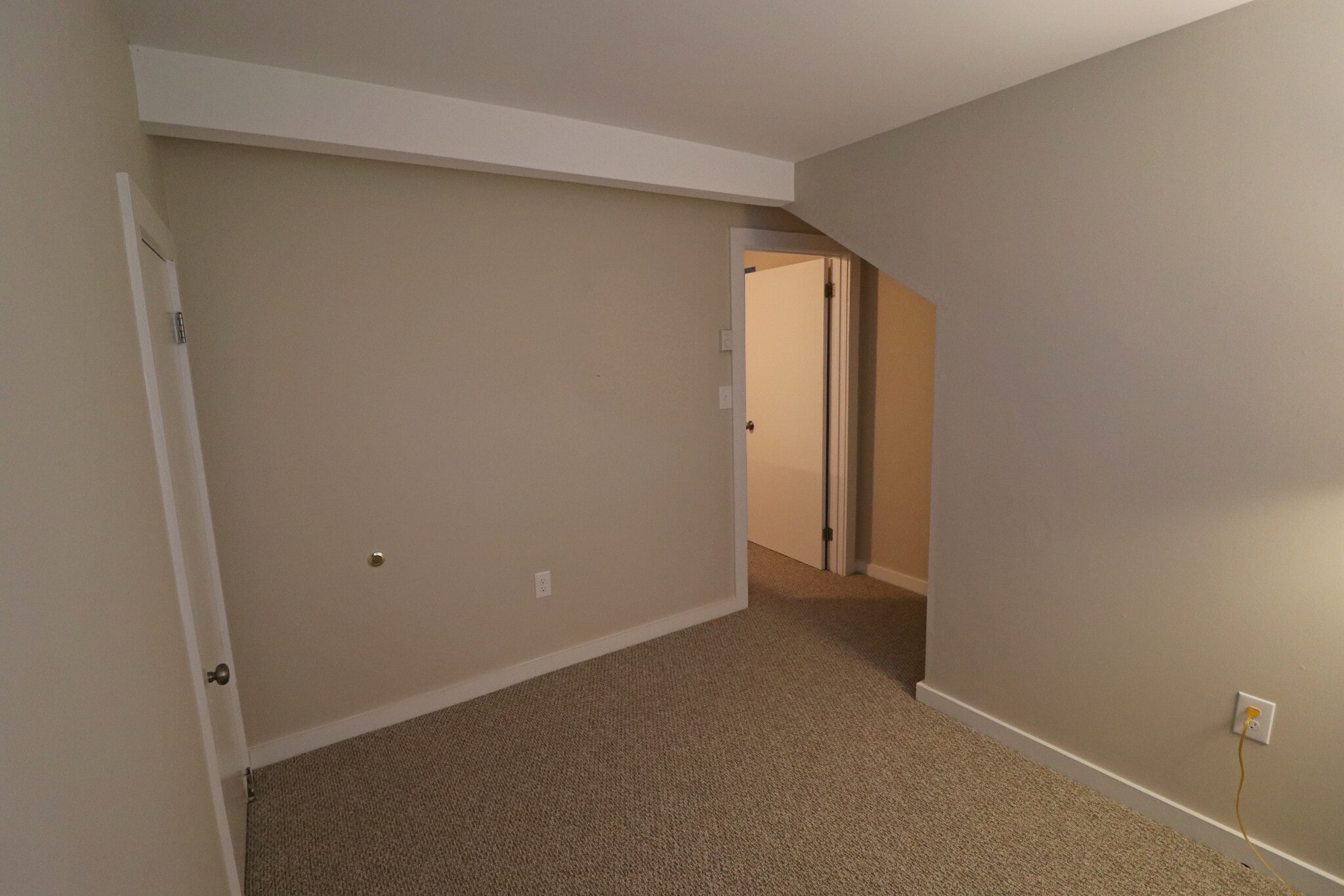 Building Photo - 318 S Watson St