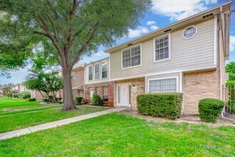 Building Photo - 778 Thicket Ln