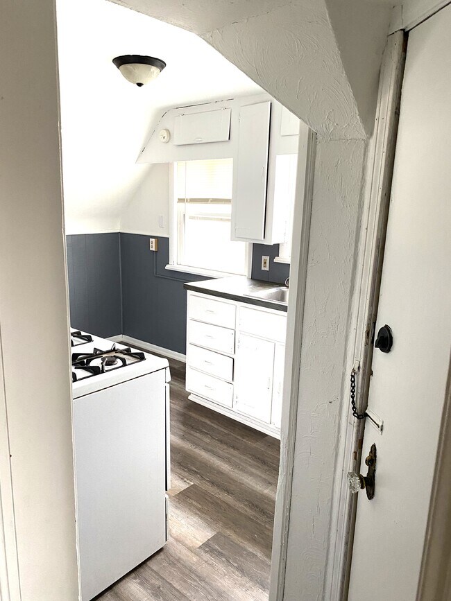 Building Photo - 923 Walnut St