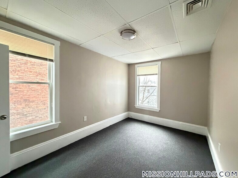 Building Photo - 52 Blue Hill Ave