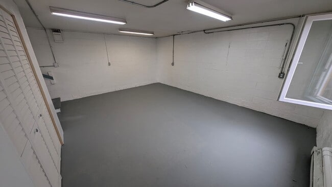 Building Photo - Trinidad Rental