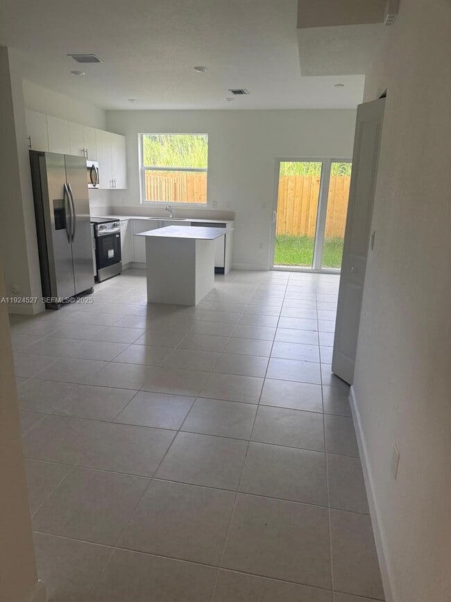 Building Photo - 17809 SW 356th St