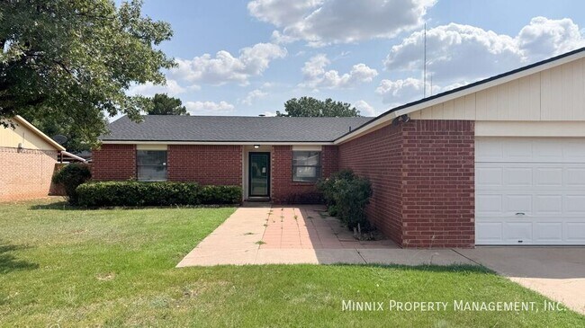 Building Photo - 2411 93rd Pl