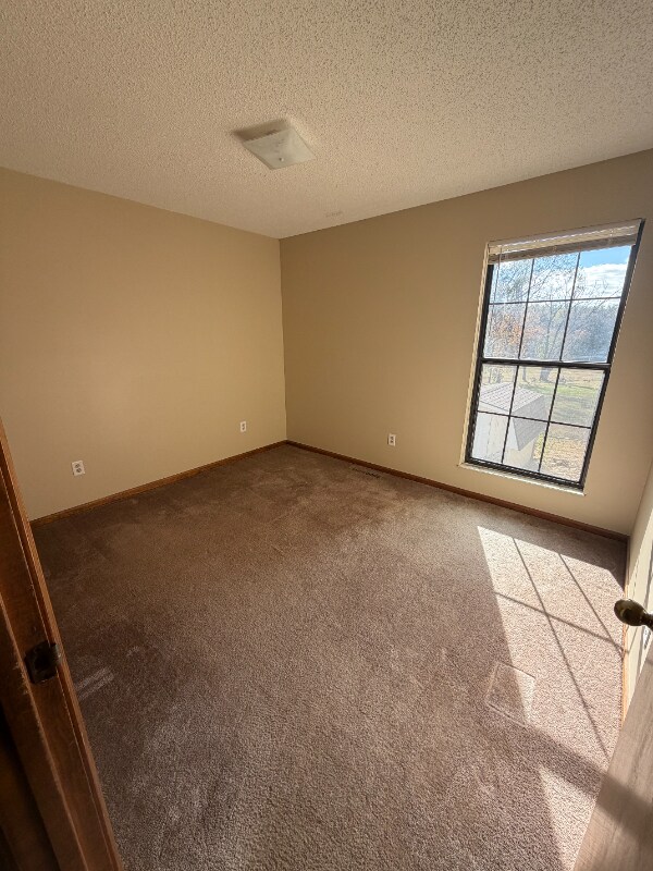 Building Photo - 109 Cora Dr