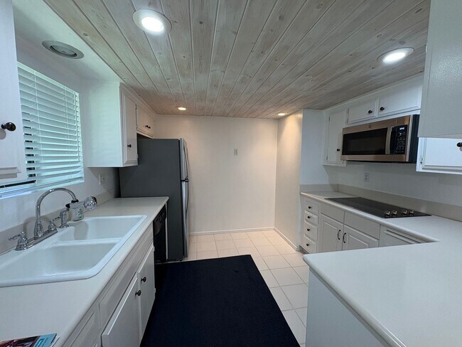 Building Photo - The Ojai Lifestyle: Your Single-Level Home in Hitching Post Estates