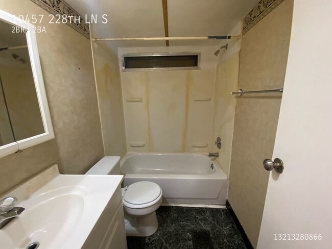 Building Photo - 10457 S 228th Ln