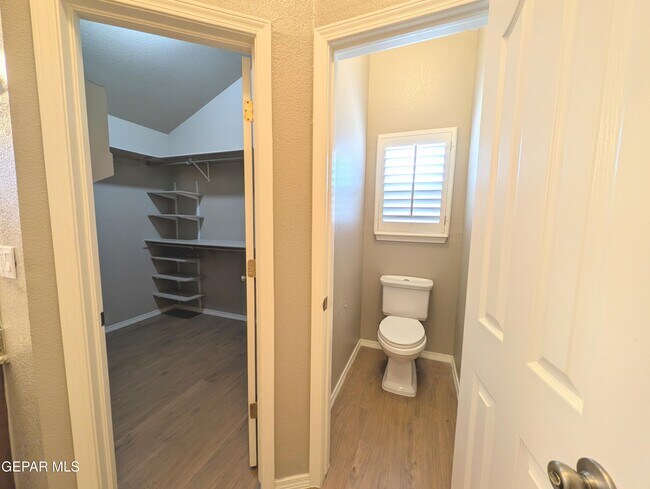 Building Photo - 12145 Sun Arbor Pl