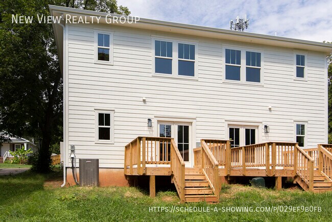 Building Photo - 2915 Ross Ave