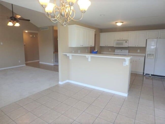 Building Photo - Awesome 4 Bed 3 Bath House In SW Columbia!