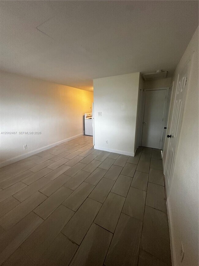 Building Photo - 11862 SW 212th St