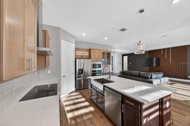 Building Photo - 8225 Golden Bch Ct