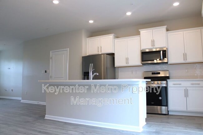 Building Photo - 9818 Ruby Lockhart Blvd