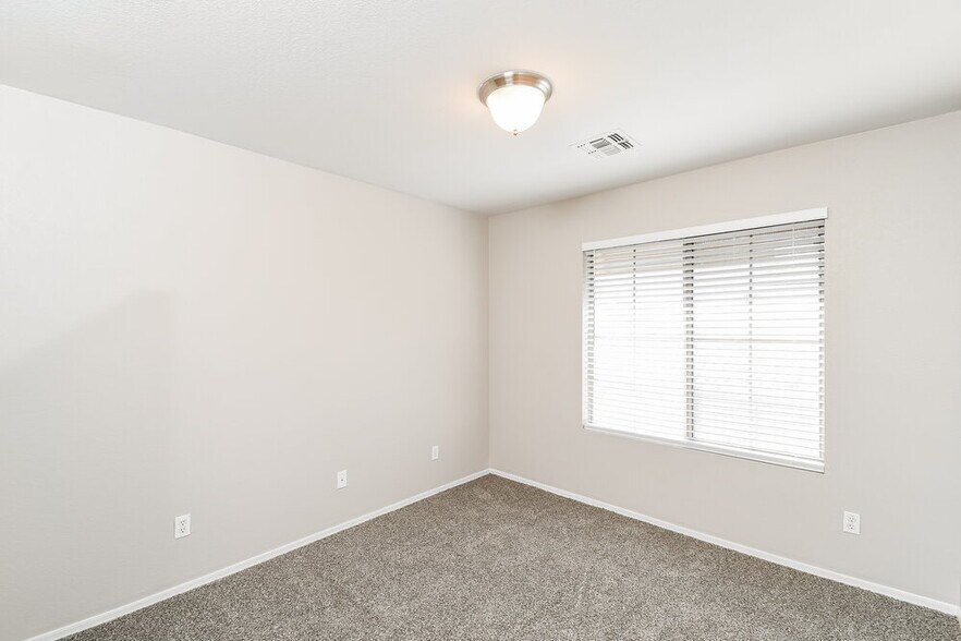 Building Photo - 6343 S Nash Way