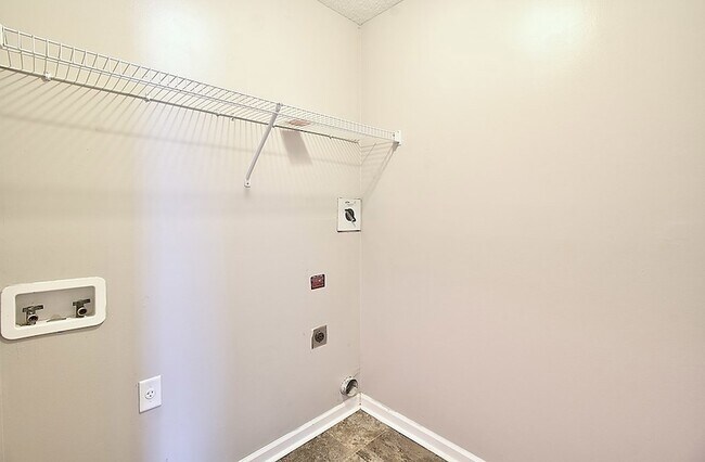 Building Photo - 1429 Evergreen Trl