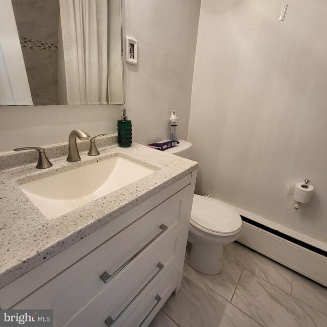 Building Photo - 95 E Wayne Ave