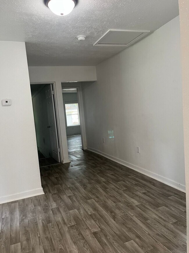Building Photo - More Space, More Possibilities, More Room to Call Home!