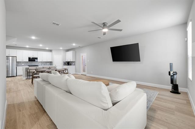 Building Photo - 2724 Big Bend Mews