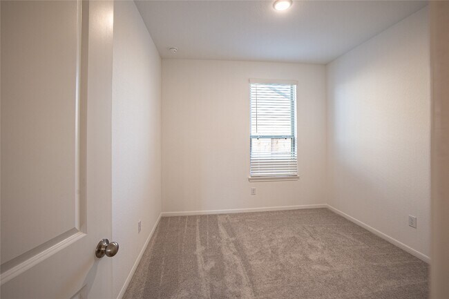 Building Photo - 5135 Persimmon Peak Pl