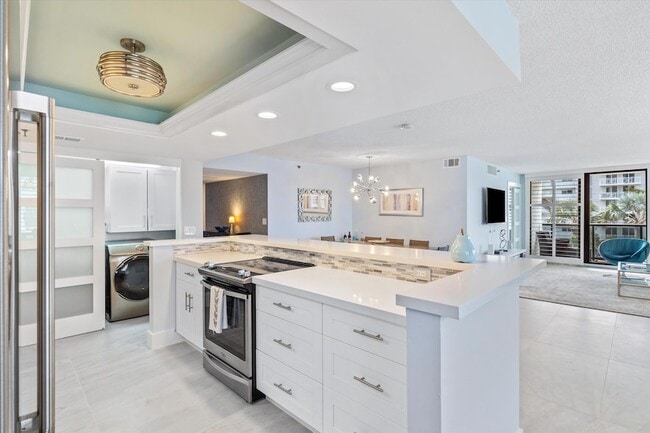 Building Photo - 3115 S Ocean Blvd