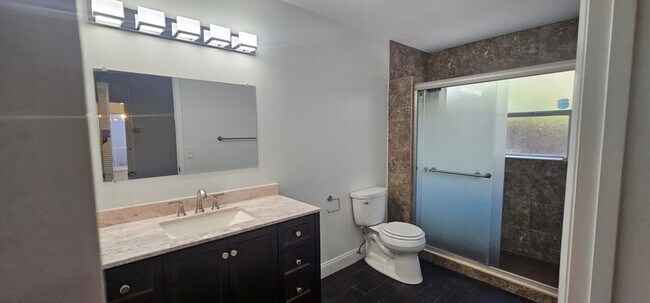 Building Photo - 10780 Cypress Lake Terrace