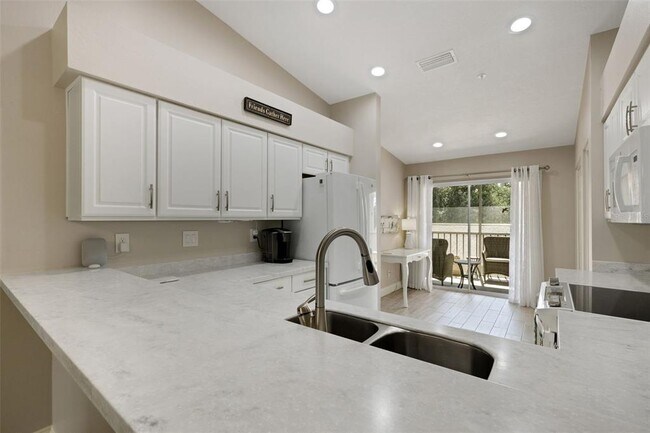 Building Photo - 8921 Veranda Way