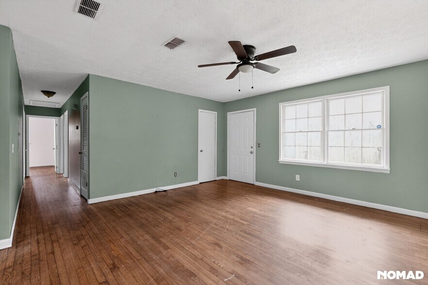 Building Photo - 1471 Stringer Rd