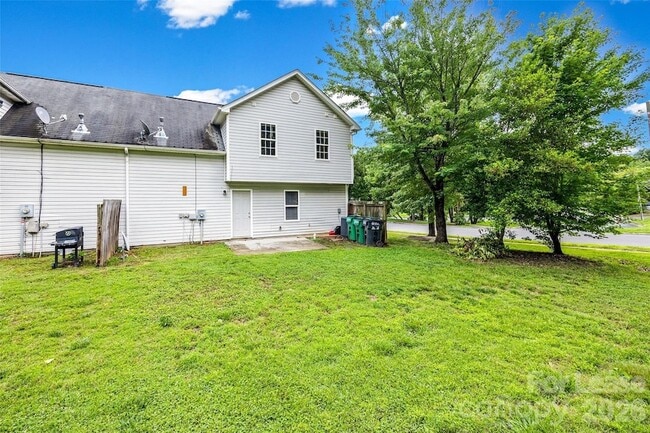 Building Photo - 5194 Brooktree Dr