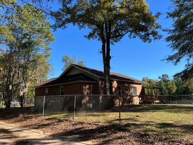Building Photo - 1049 Stone House Rd