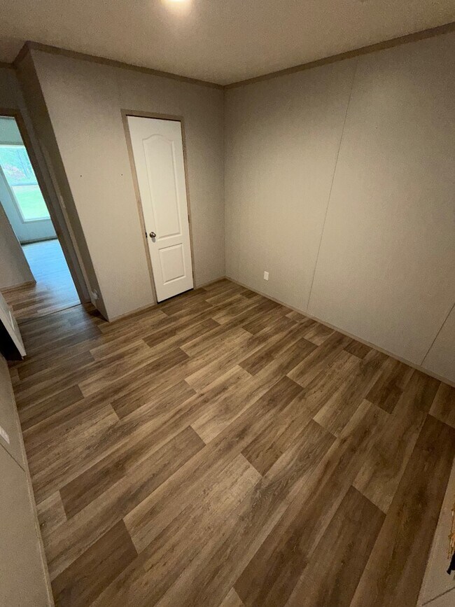 Building Photo - 1101 Old Dixie Hwy N