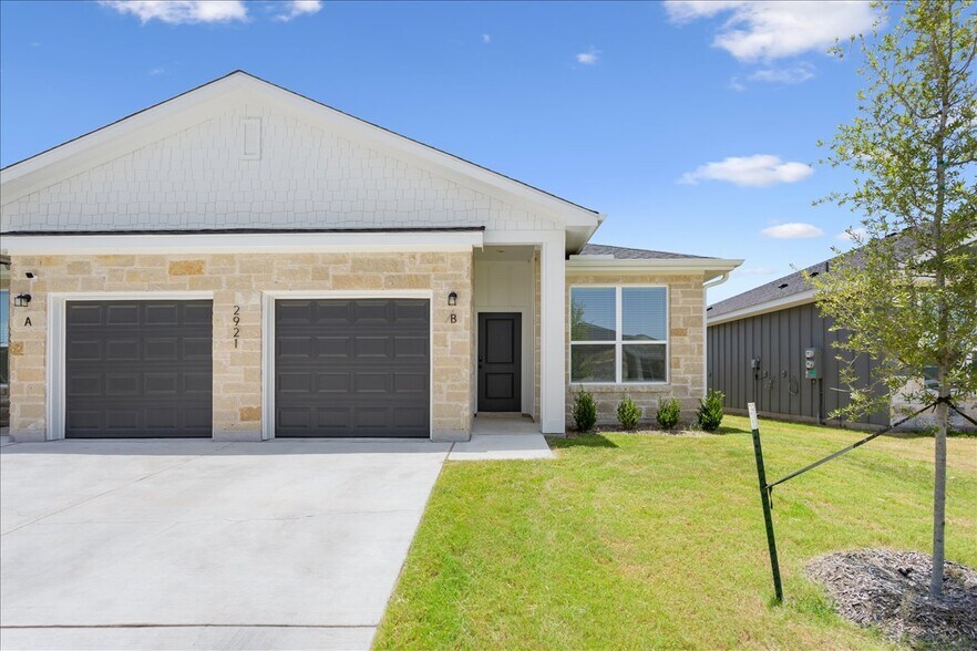 Building Photo - 2921 Quail Rdg Ln