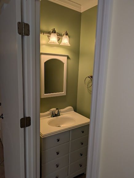 Building Photo - 55 Beaver Pond Loop