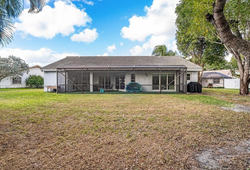 Backyard - 5036 NW 66th Ln
