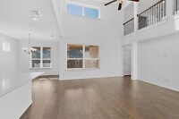 Building Photo - 2249 English Ivy Rd