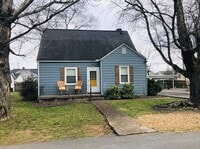 Building Photo - SINGLE FAMILY HOME