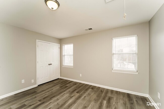 Building Photo - 2412 Katherine Kiker Rd, Charlotte, NC 28213