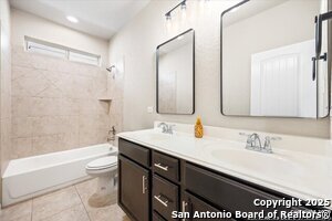 Building Photo - 15527 Birdstone Ln