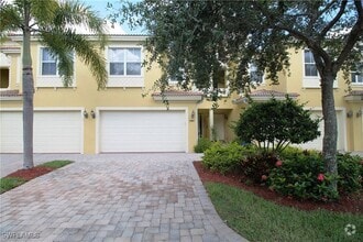 Building Photo - 1370 Mariposa Cir