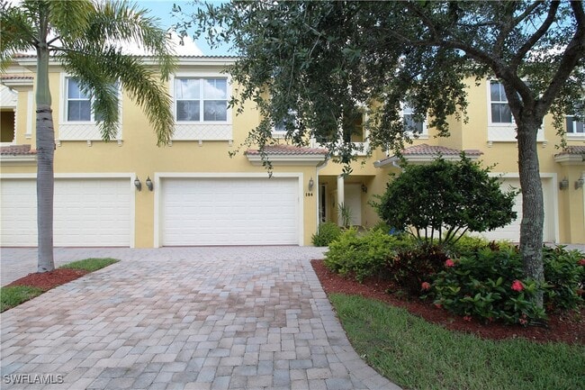 Primary Photo - 1370 Mariposa Cir