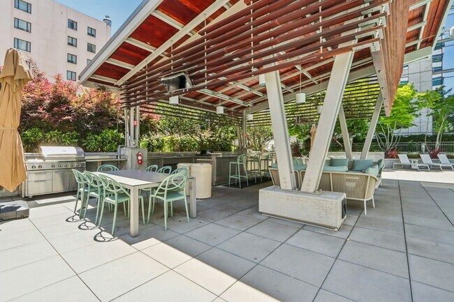 Building Photo - 38 N Almaden Blvd