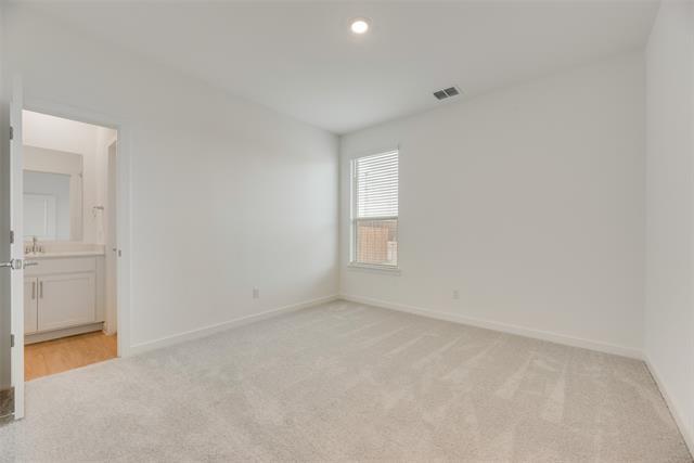Building Photo - 5001 High Brush Wy