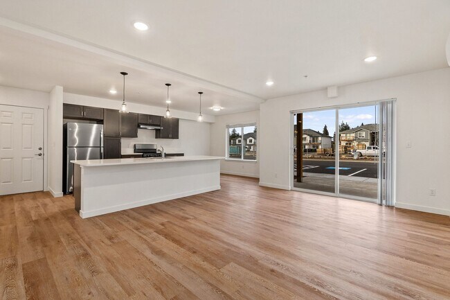 Building Photo - Your New Home Awaits: Enjoy 2 Weeks Free Rent on Select Units!