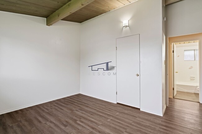 Building Photo - Ogden 4 Bedroom Home with Fenced Backyard!