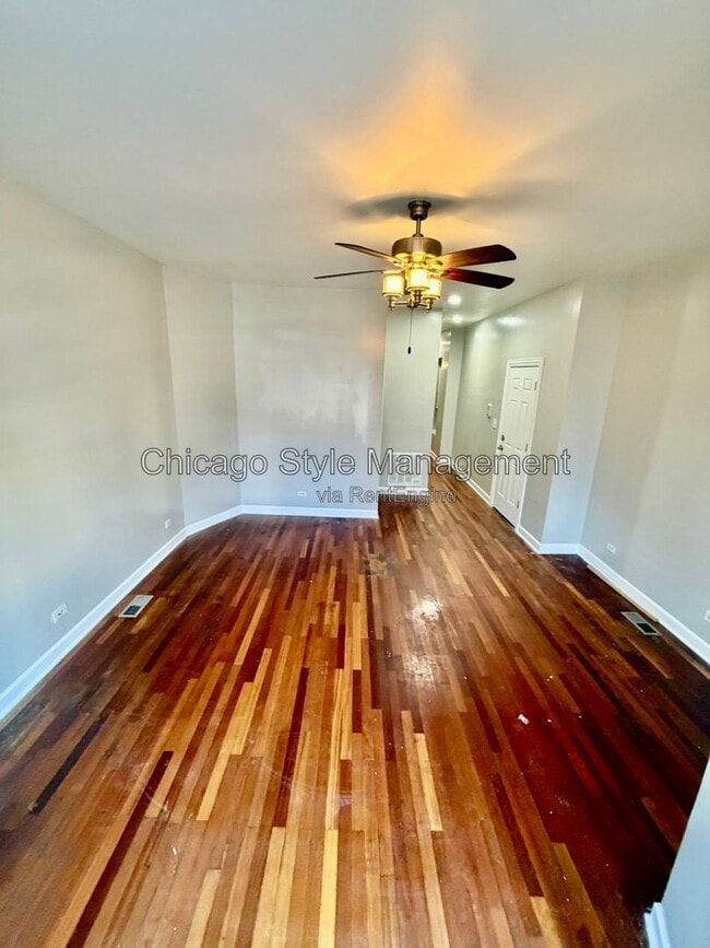 Building Photo - 5739 S Calumet Ave